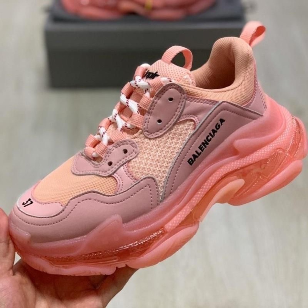 BRAND NEW! Balenciaga Triple S Sneakers